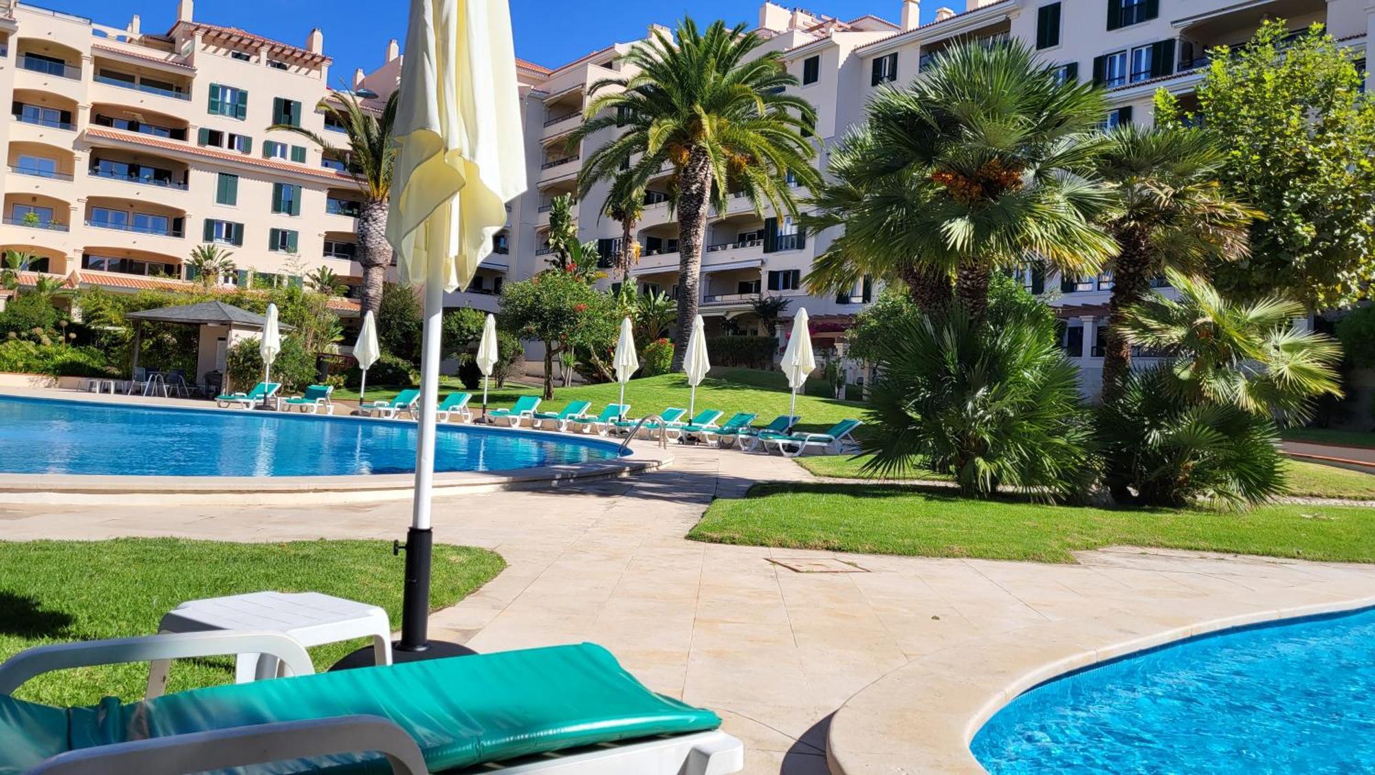 Luxury Apartment Near Cascais Town & Marina Exterior photo